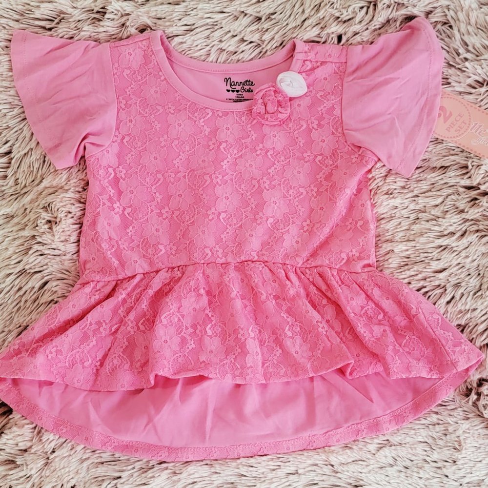 Nannette Girls Pink Lacy Short Sleeved Top With Pink and White Flowers Size 6